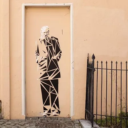 2br With Balconies And Art In Historical Area Apartamento Bergen