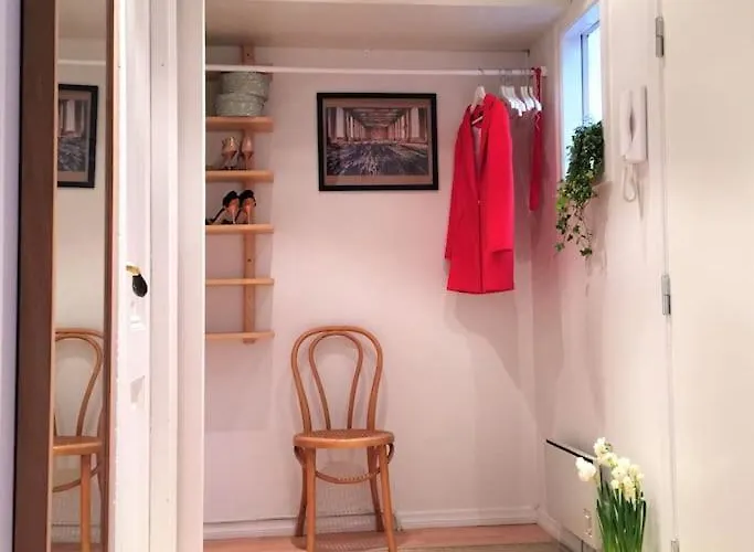 2br With Balconies And Art In Historical Area Апартаменты Берген