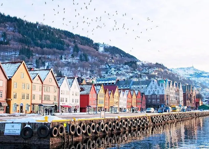 2br With Balconies And Art In Historical Area Bergen