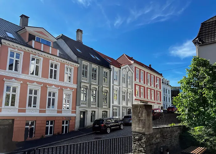 2br With Balconies And Art In Historical Area Διαμέρισμα *